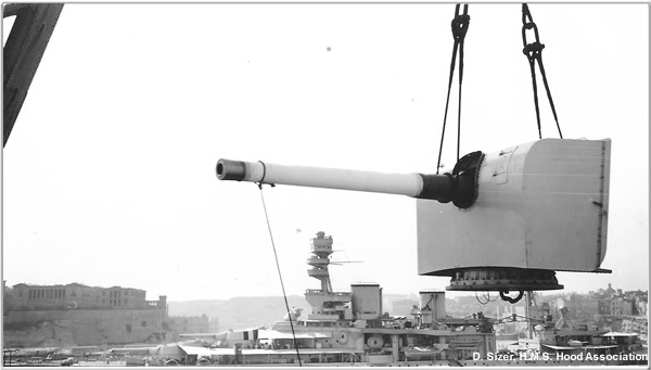 Removal of 5.5" gun at Malta 